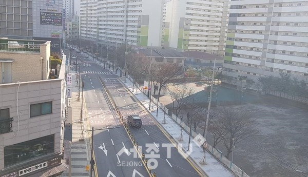 초원아파트 앞 도시계획도로 모습.(사진제공=천안시청)