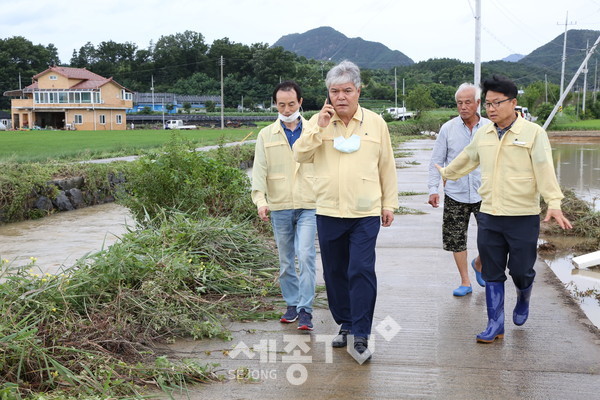 문정우 금산군수