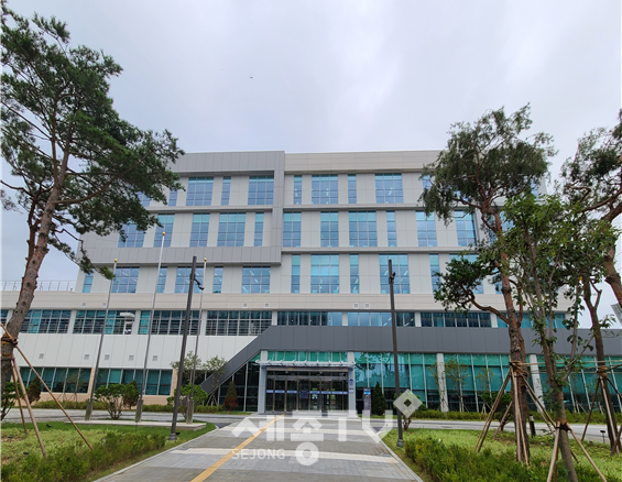 충청남도선관위청사 전경