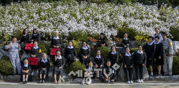 2019 사진공모전 대상수상작(서영석, 꽃보다청춘)