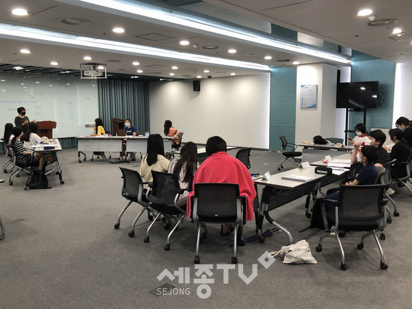 당진청소년문화의집 디베이트 프로그램 운영 모습.(사진제공=당진시청)