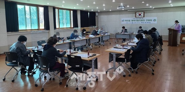 천안시 목천읍행복키움지원단이 22일 목천읍행정복지센터 2층 회의실에서 간담회를 개최했다.(사진=천안시)