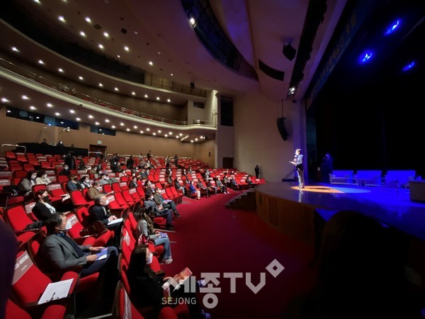 정장선 평택시장 인사말 모습.