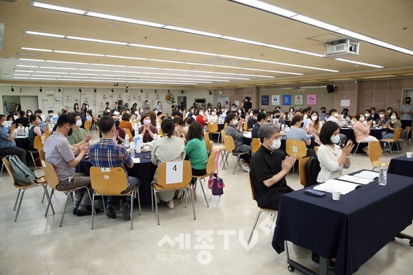 토론회는 사회보장 영역별 9개 분과로 나눠 원탁토론 형식으로 진행됐다.