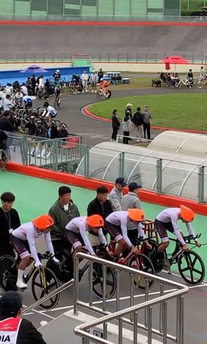 관광문화체육과 - 금산군청 사이클팀, 올해 연속 세 번째 전국 사이클대회 재패 낭보