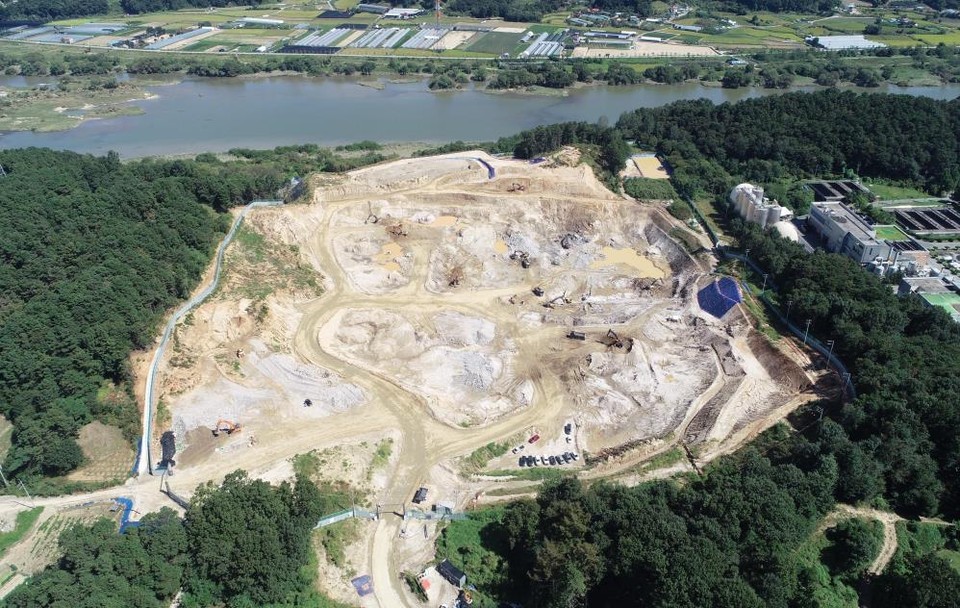 사진=대전하수처리장 시설현대화사업 조감도 및 현재 공정 모습