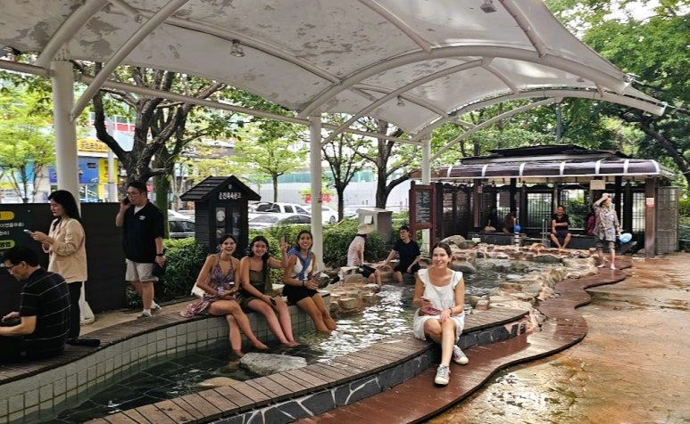 유성온천 족욕장