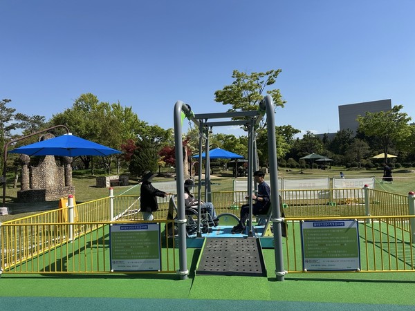 한밭수목원 어린이놀이터 무장애놀이시설 첫 도입