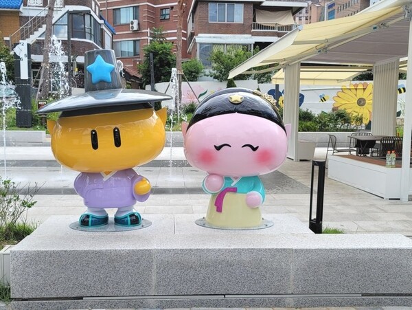 가양문화공원에 한복 입은 ‘꿈돌이·꿈순이’ 포토존/사진제공=대전시청