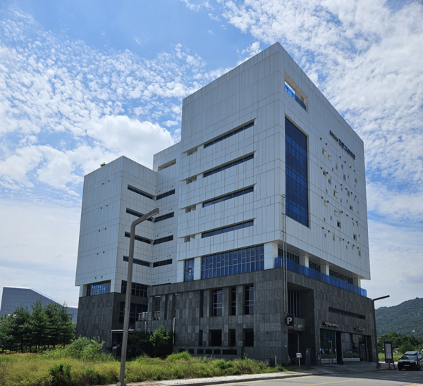 ​충남문화관광재단이 들어 있는 전문건설회관/세종TV=최정현 기자​
