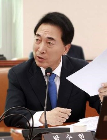 충남, 공주·부여·청양을 지역구로 둔 더불어민주당 박수현 의원이 자신의 지역구에 필요한 ‘논범용화 용수공급체계구축사업’ 등에 필요한 예산확보에 연이은 성과를 내며 구슬땀을 흘리고 있어 화제다./사진=세종TV DB
