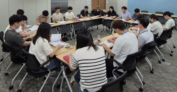 ‘데이터베이스(DB) 시스템 품질관리를 위한 이해관계자 회의’ 진행 모습/사진제공=충남도청