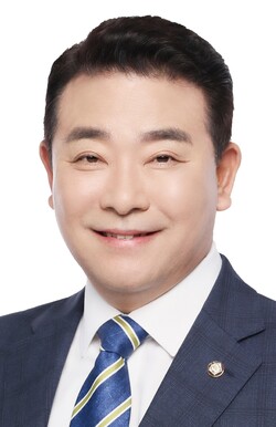 국회에서 ‘신에너지 및 재생에너지 개발·이용·보급 촉진법’ 일부개정법률안이 발의돼 친환경적 에너지 체계 구축에 관심이 쏠리고 있다. (사진=세종TV DB)